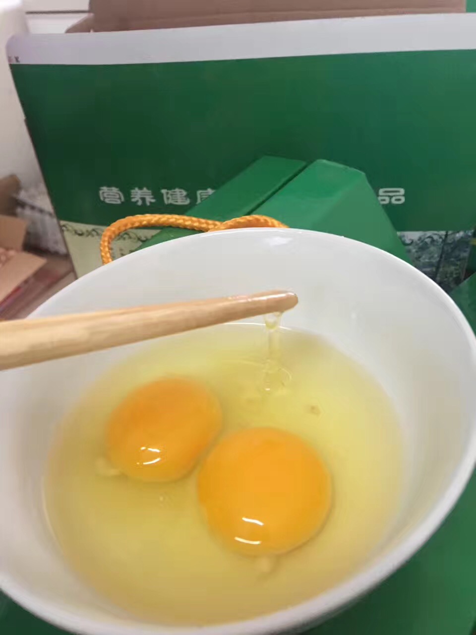 绿地壳鸡蛋